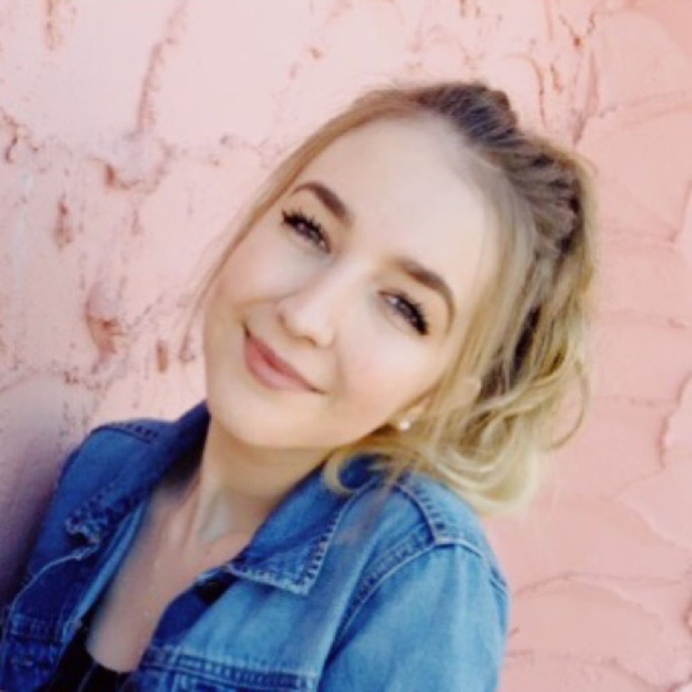 Meet your Posher, Danelle